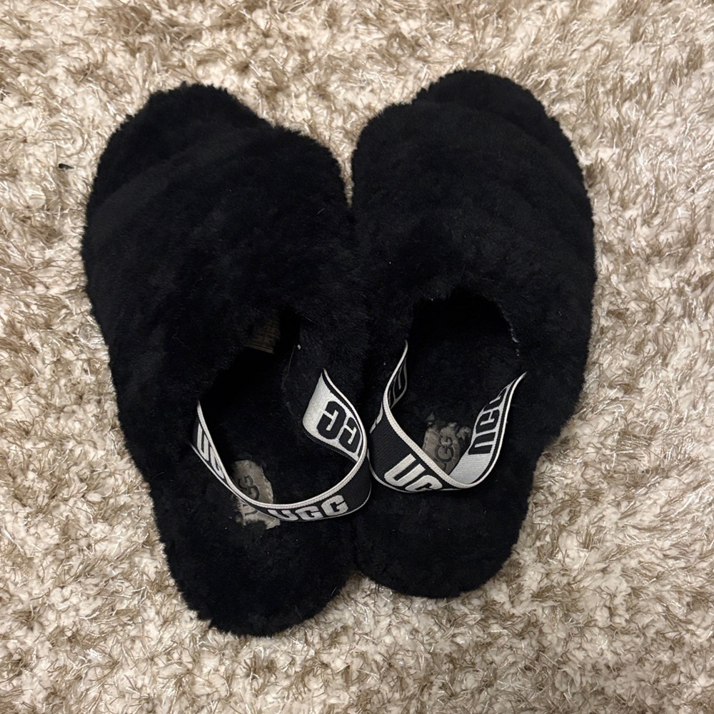 UGG Black Fluff Crossover Slide with Logo Heel Strap